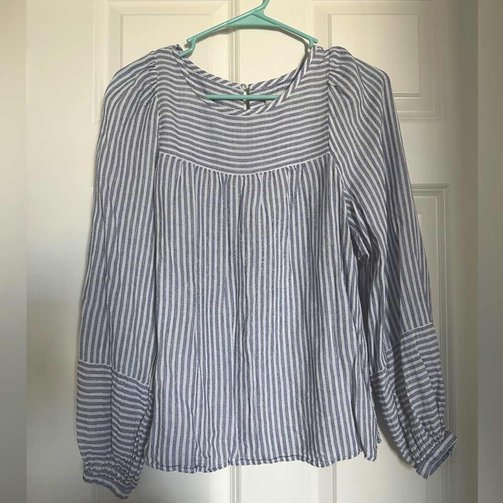 Blue and white stripe longsleeve